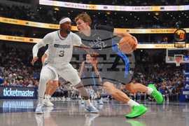 Grizzlies Mavericks Basketball