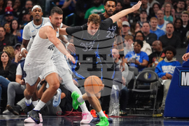 Grizzlies Mavericks Basketball