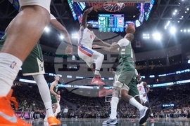 Pistons Bucks Basketball