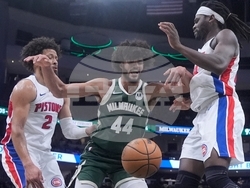 Pistons Bucks Basketball