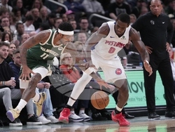 Pistons Bucks Basketball