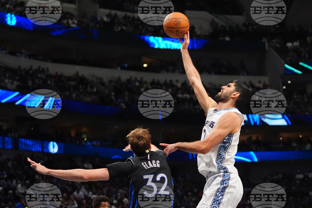 Grizzlies Mavericks Basketball