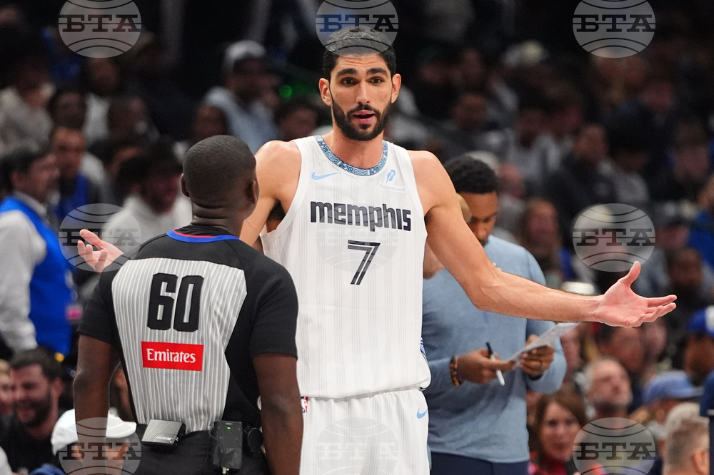 Grizzlies Mavericks Basketball