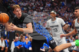 Grizzlies Mavericks Basketball