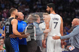 Grizzlies Mavericks Basketball