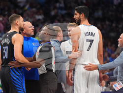 Grizzlies Mavericks Basketball