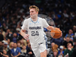 Grizzlies Mavericks Basketball