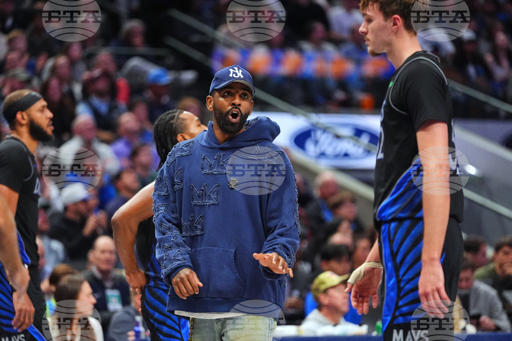 Grizzlies Mavericks Basketball