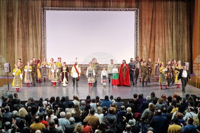 Велико Търново - „Търново през вековете“ - танцов спектакъл