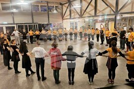 Дания - „Онлайн каталог с български хорà и танци“ - форум