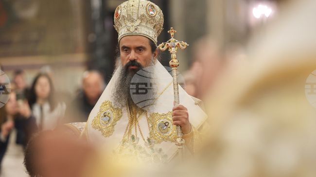 Патриарх Даниил оглави света литургия за празника на патриаршеската катедрала „Св. Александър Невски“