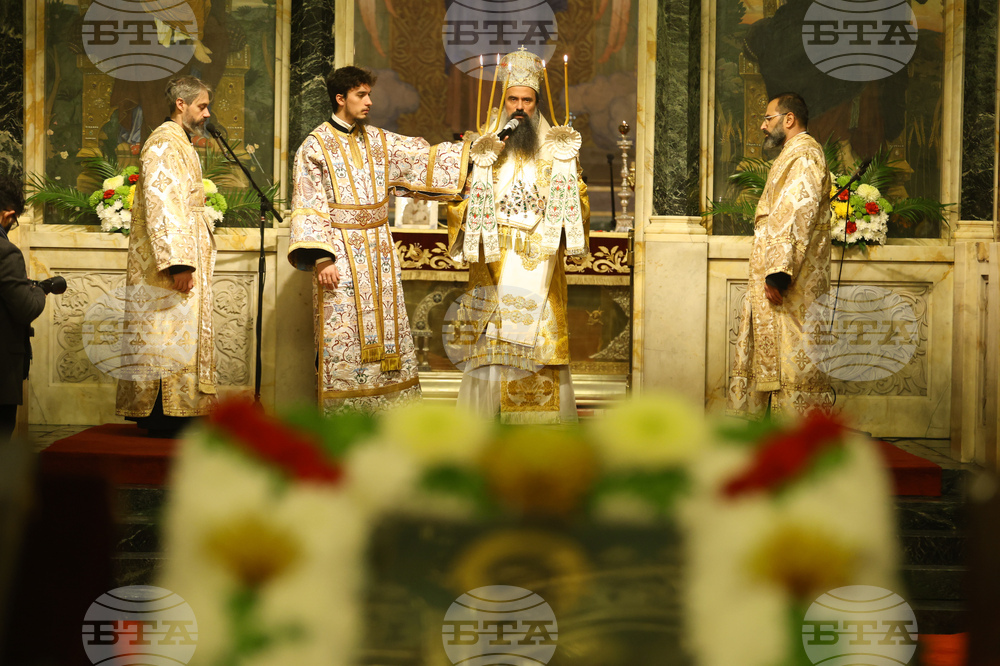 Патриаршеска катедрала „Св. Александър Невски“ - Съборна света литургия