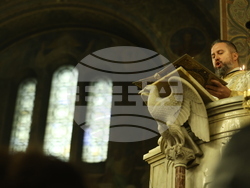 Патриаршеска катедрала „Св. Александър Невски“ - Съборна света литургия