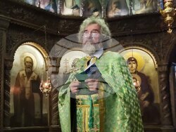 Търговище - храм „Св. Йоан Рилски” - неделна служба