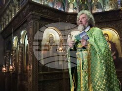 Търговище - храм „Св. Йоан Рилски” - неделна служба