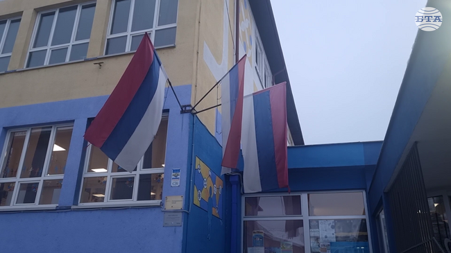 Избирателните секции в босненската Република Сръбска отвориха врати за предсрочните президентски избори