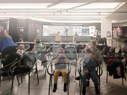 „Едно дете чака магия. Стани магьосник - подари му книга!“ - кампания