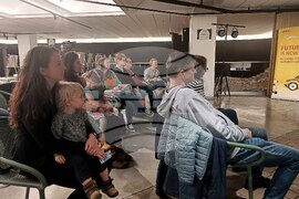 „Едно дете чака магия. Стани магьосник - подари му книга!“ - кампания