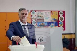 Босна и Херцеговина - Република Сръбска - предсрочни президентски избори - Синиша Каран
