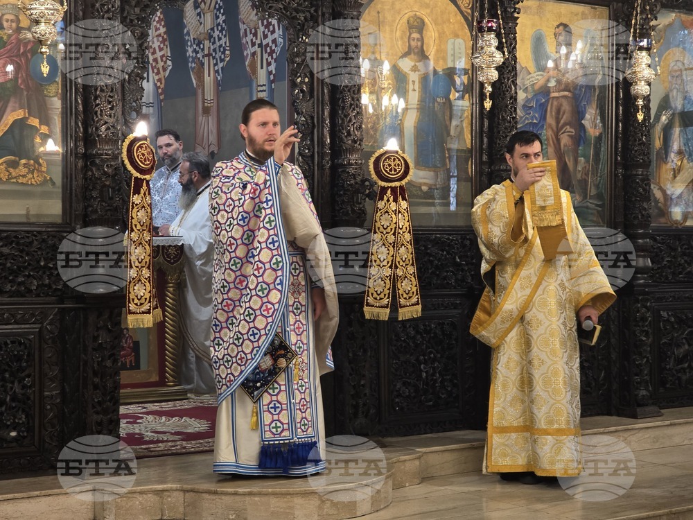 Пловдив - храм „Света Марина" - неделна света литургия