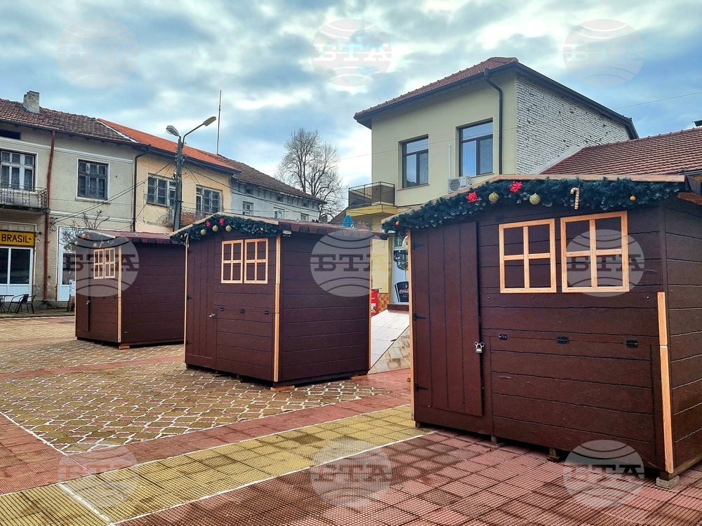 Община Земен обяви прием на заявления за участие в Коледния базар