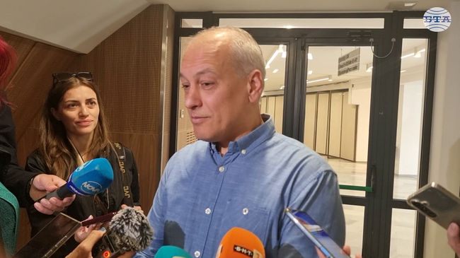 Общинската избирателна комисия във Варна отложи решението за отстраняване на кмета Благомир Коцев