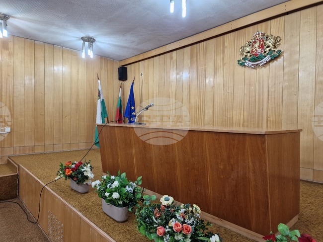 Съветниците в Средец ще разгледат предложения, свързани с управлението на общината, планове за развитие и разпореждане с общински имоти