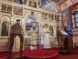 Ямбол - храм „Св. Александър Невски” - литургия