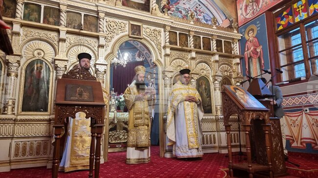 Сливенският митрополит Арсений възглави службата в първия у нас храм, посветен на свети Александър Невски, построен през 1879 г. край Ямбол