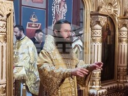 Ямбол - храм „Св. Александър Невски” - литургия