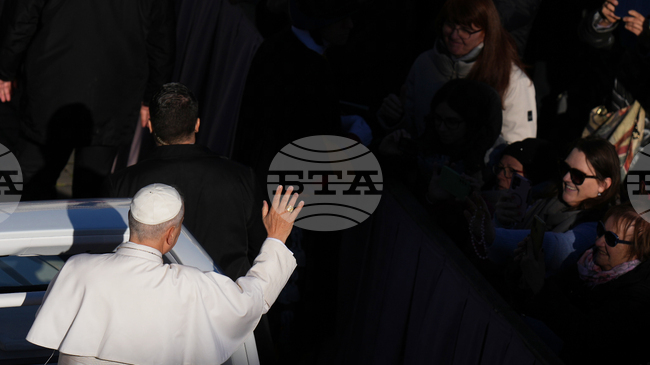 Папа Лъв XIV пристига в Турция на първото си задгранично посещение - какви послания изпраща тази визита