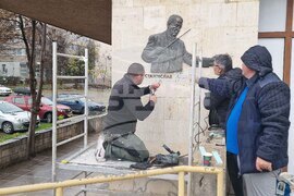 Шумен - маестро Станислав Ушев - барелеф