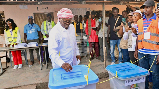 Гвинея-Бисау гласува на президентски и парламентарни избори