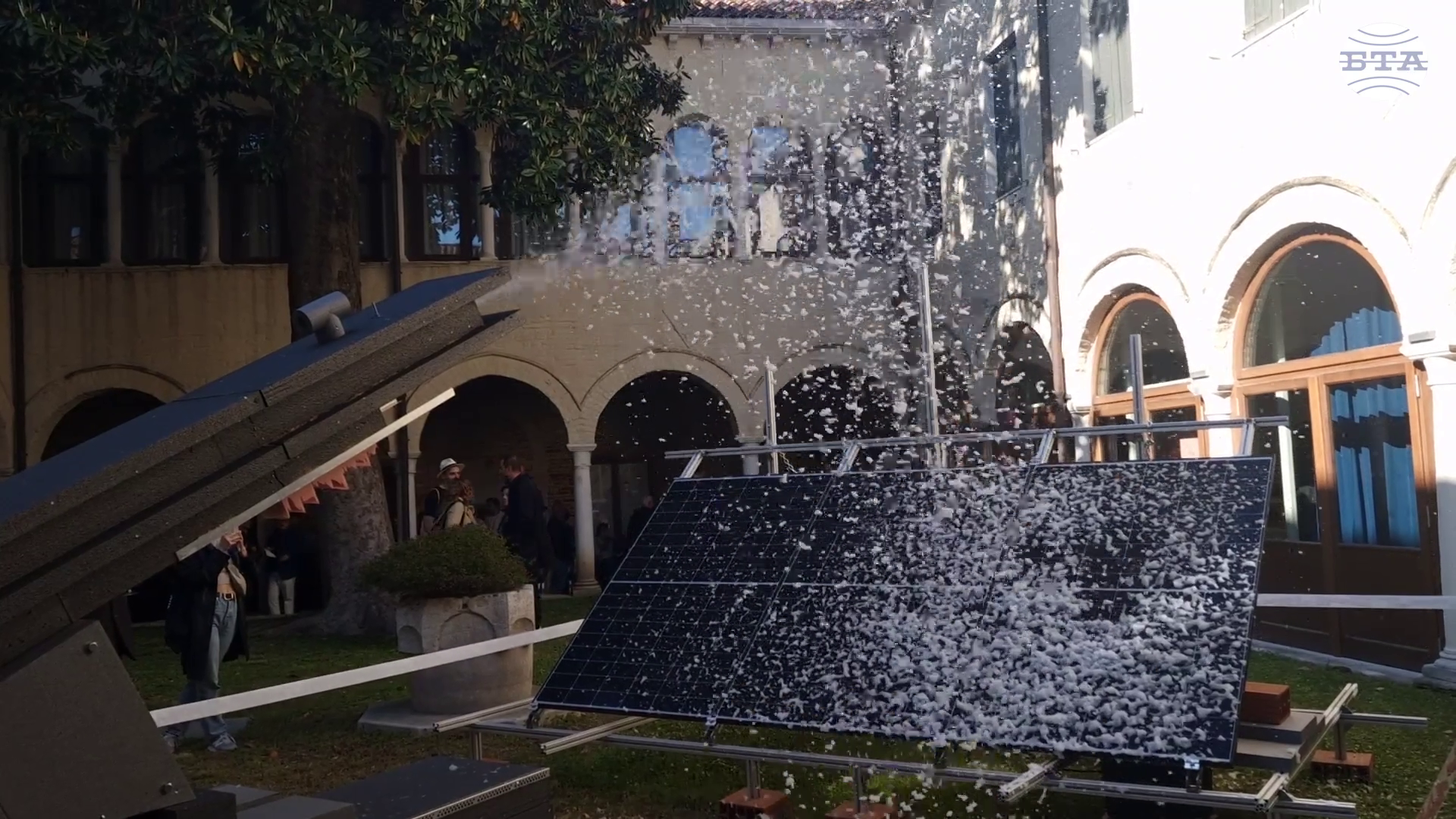 В 198 дни Венецианското архитектурно биенале изследва как различните форми на интелигентност могат да преосмислят изградената среда