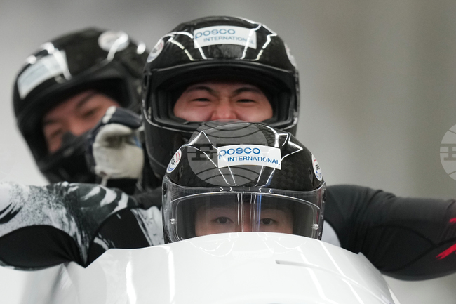 APTOPIX Italy World Cup Bobsled