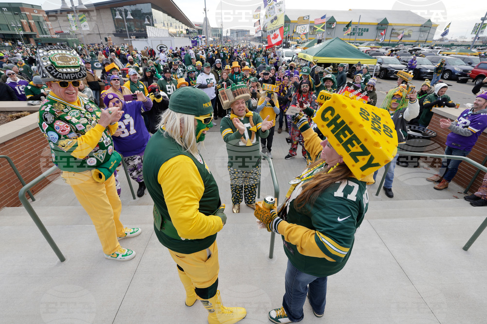 Vikings Packers Football