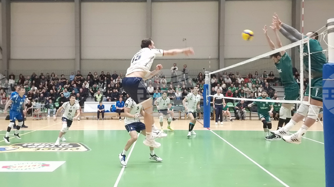 Волейболният Левски победи Берое като гост в мъжкото волейболното първенство и нанесе първа загуба на старозагорци