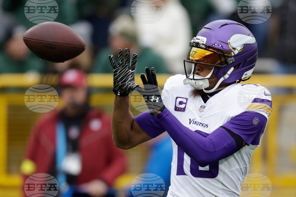 Vikings Packers Football