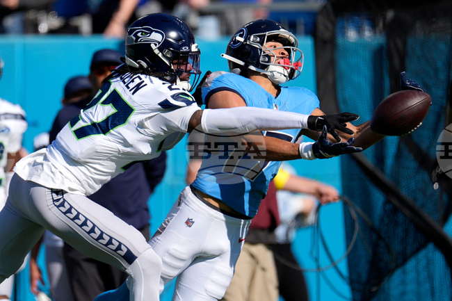 Seahawks Titans Football