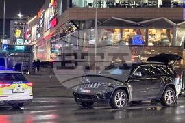 „Парадайс център“ - верижна катастрофа