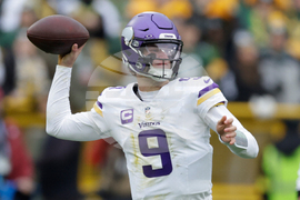 Vikings Packers Football