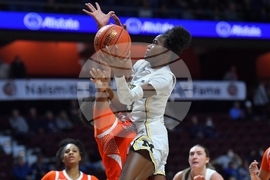 Michigan Syracuse Basketball