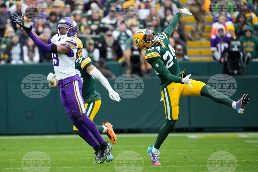 Vikings Packers Football