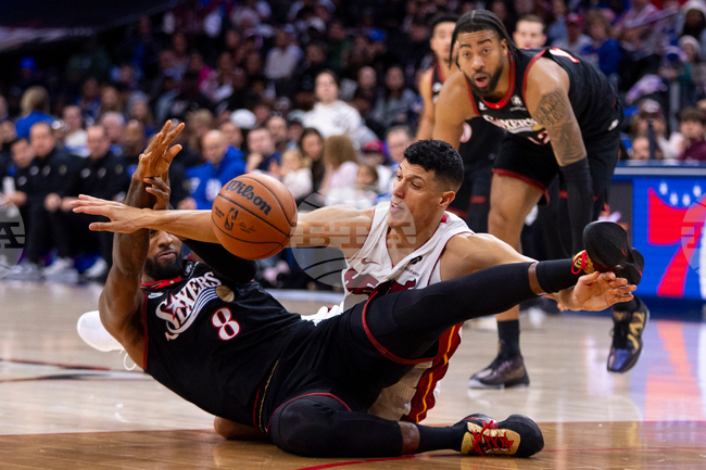 Heat 76ers Basketball