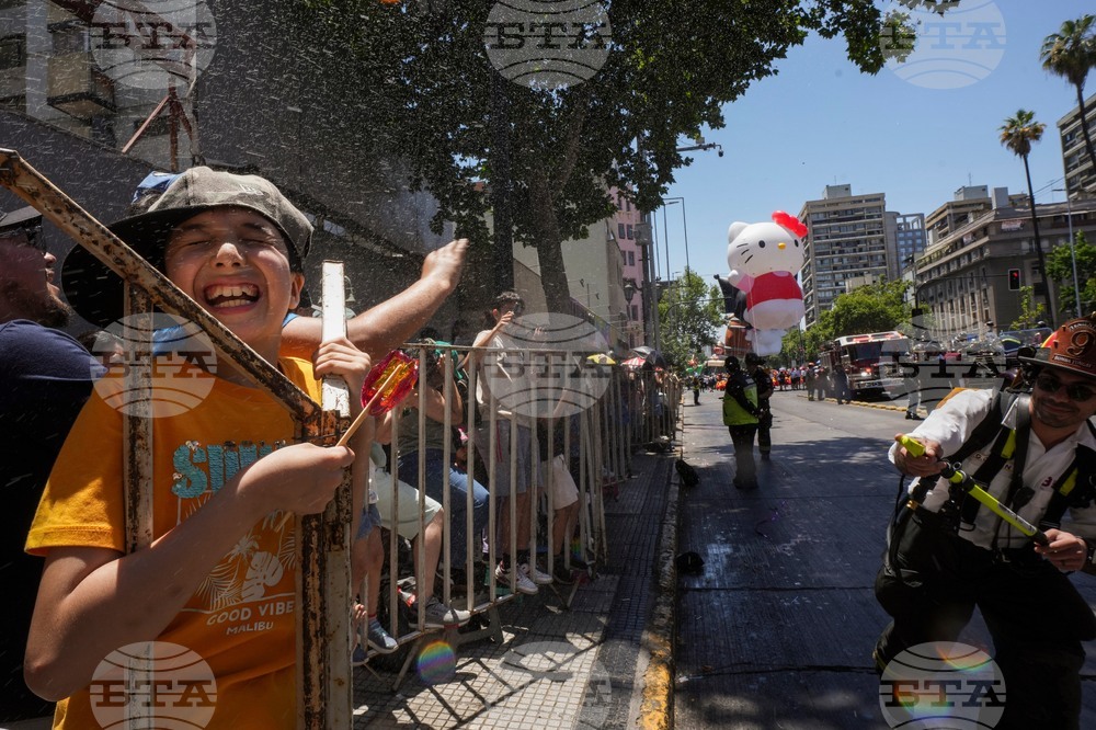 APTOPIX Chile Christmas Festival