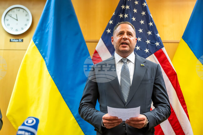 Домът на ръководителя на украинската президентска канцелария Андрий Eрмак беше претърсен