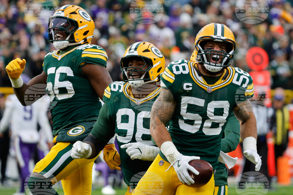 APTOPIX Vikings Packers Football