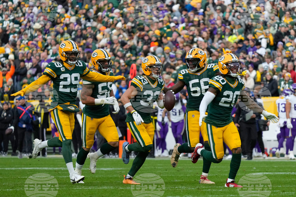 Vikings Packers Football