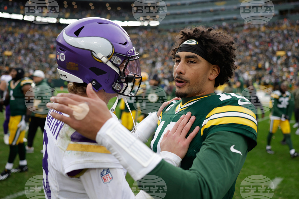 Vikings Packers Football