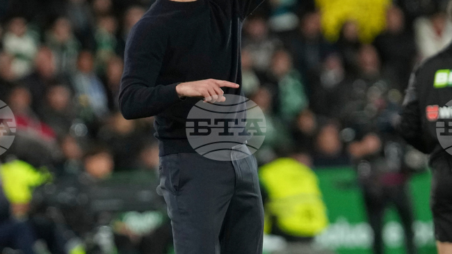 Ръководството на Реал Мадрид подкрепя Алонсо